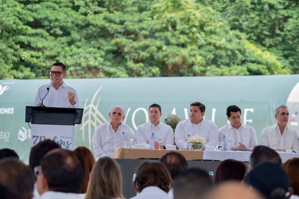 Estas obras son parte del compromiso del Gobierno de mejorar la infraestructura educativa y turística del país, generando oportunidades, además de promover el crecimiento económico en cada provincia.