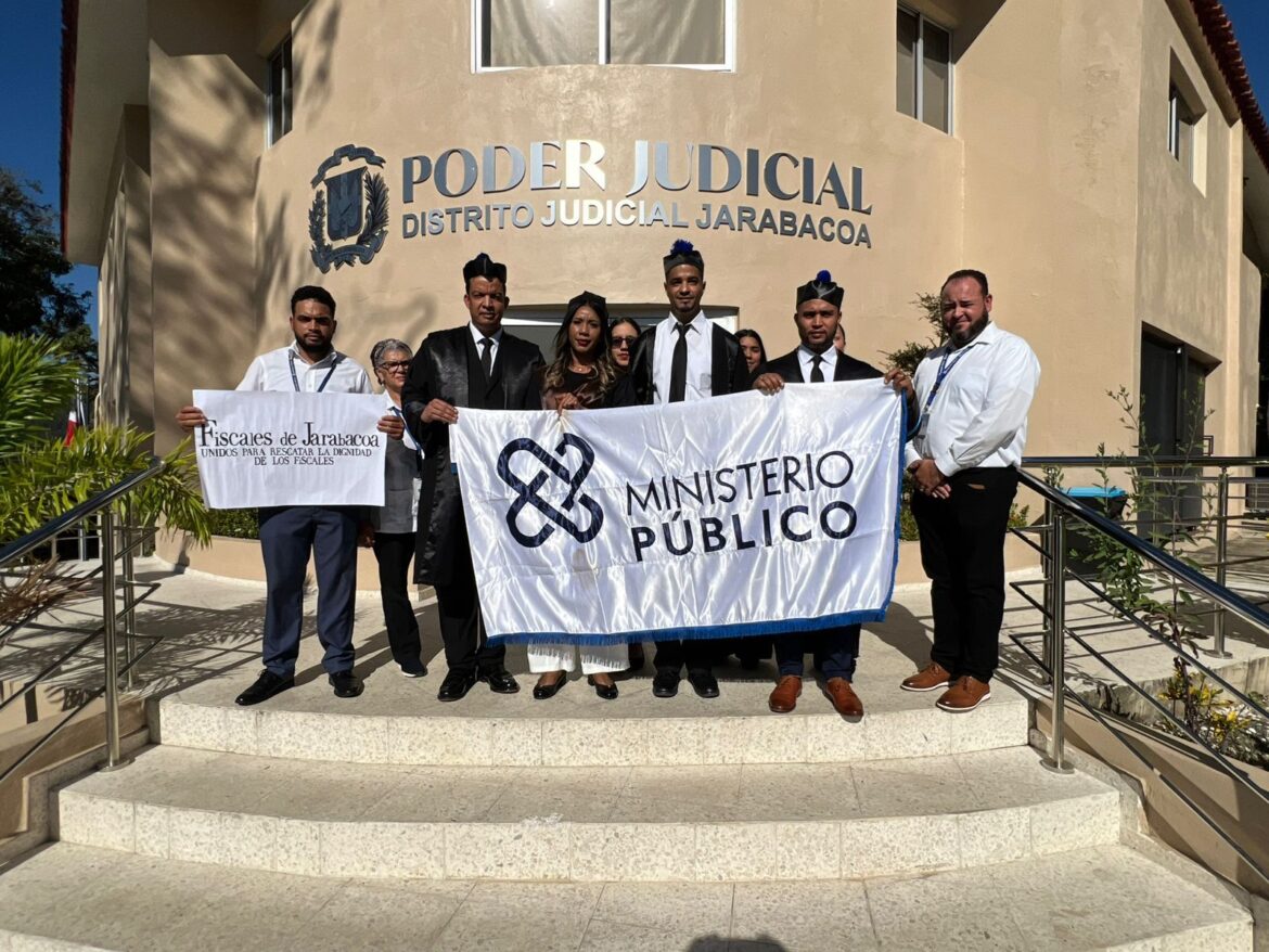 Fiscales de Jarabacoa mantienen paro de labores; Salas judiciales permanecen vacías