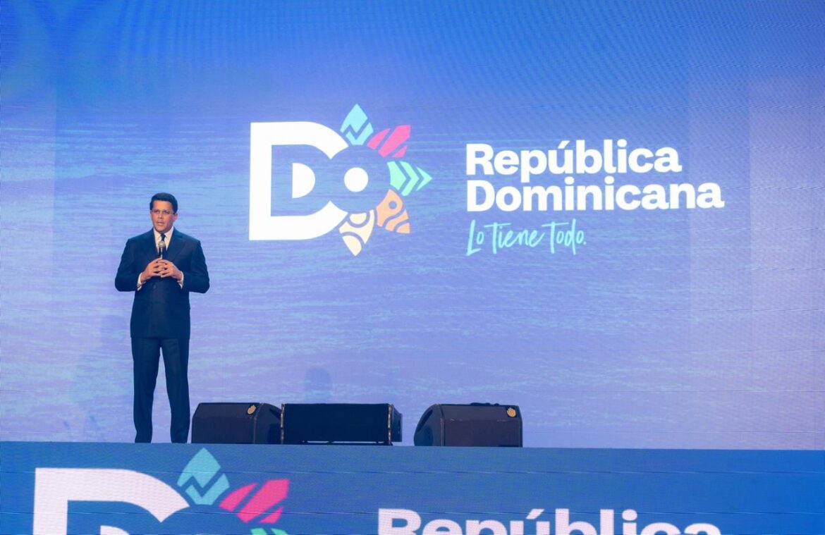 Turismo relanza la marca República Dominicana ante cientos de touroperadores en Madrid