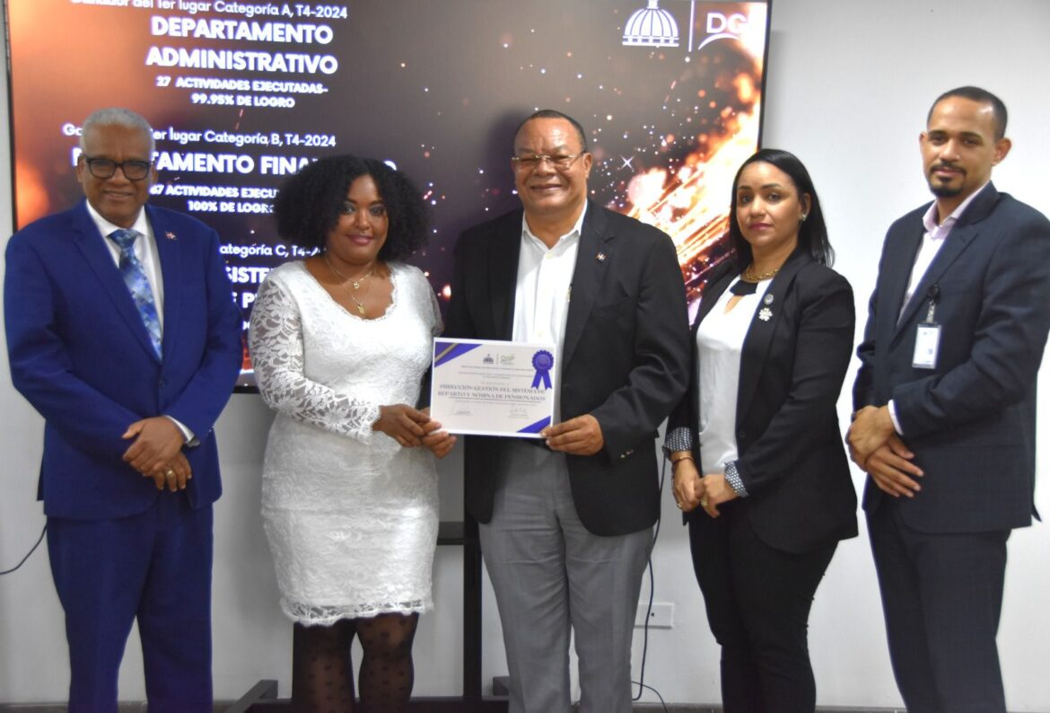 Jubilaciones y Pensiones alcanza 99.50% en la evaluación de logros institucionales