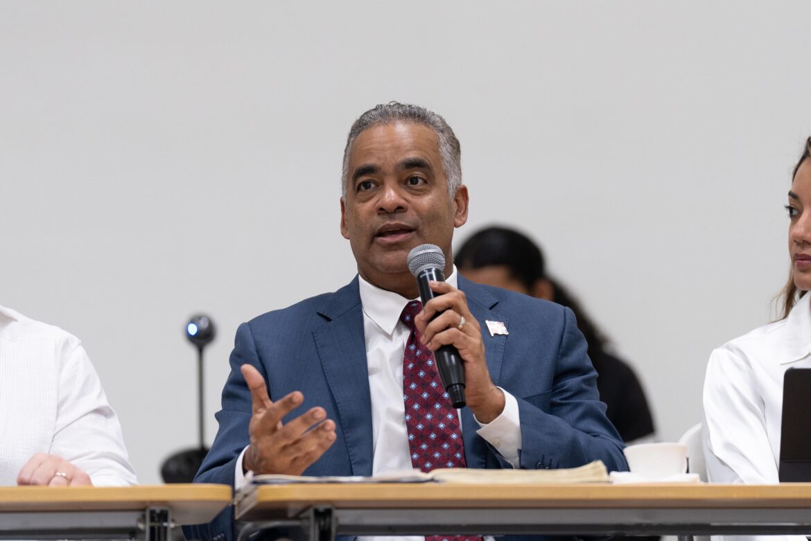 Energía y Minas inicia proceso para implementar programa Burocracia Cero