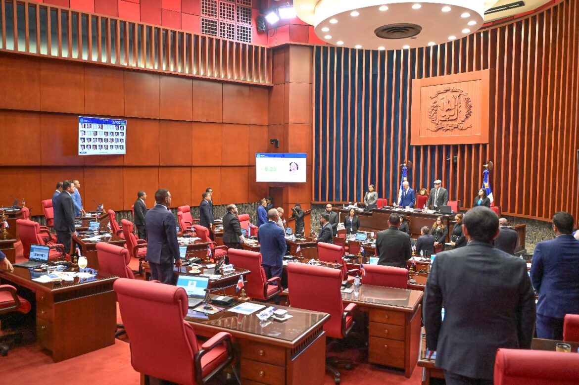 Senado aprueba resolución solicita agilizar y priorizar construcción de la autovía del Sur