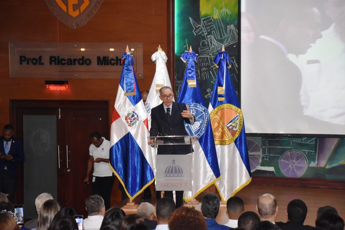MESCyT abre convocatoria para 8,000 becas nacionales