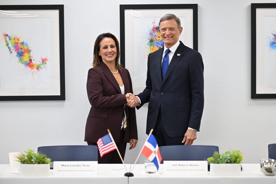 Canciller Álvarez presenta a empresarios de Estados Unidos proyección de RD de cara a la X Cumbre de las Américas